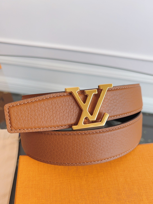 ルイヴィトンベルト素材ディテール